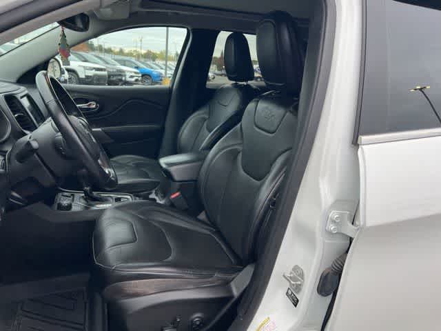 2021 Jeep Cherokee Latitude Lux