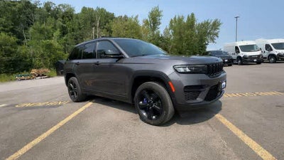 2023 Jeep Grand Cherokee Altitude 4x4