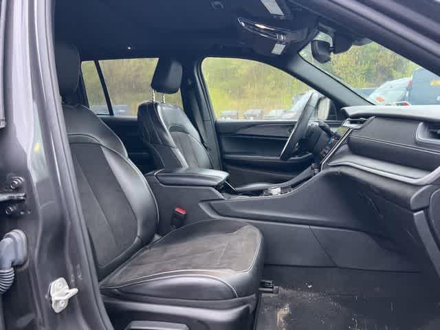 2023 Jeep Grand Cherokee Altitude 4x4
