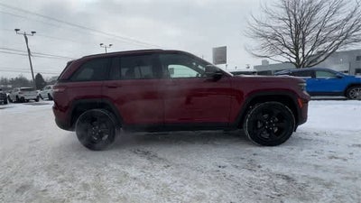 2023 Jeep Grand Cherokee Altitude 4x4
