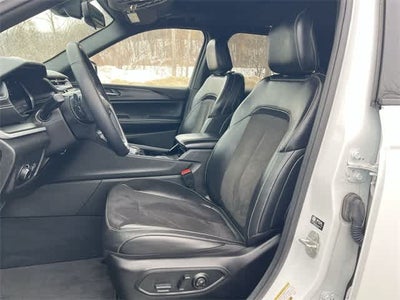 2023 Jeep Grand Cherokee Altitude 4x4