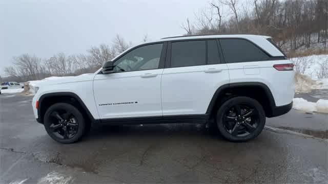 2023 Jeep Grand Cherokee Altitude 4x4