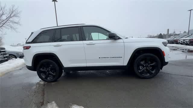 2023 Jeep Grand Cherokee Altitude 4x4