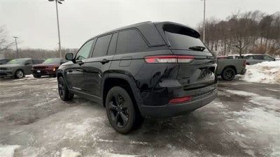 2023 Jeep Grand Cherokee Altitude 4x4
