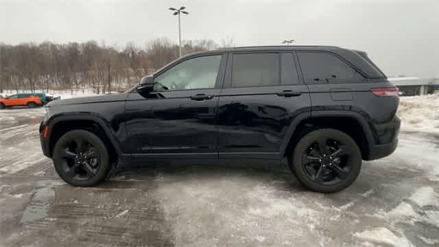 2023 Jeep Grand Cherokee Altitude 4x4
