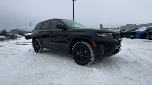 2026 Jeep Grand Cherokee Altitude 4x4