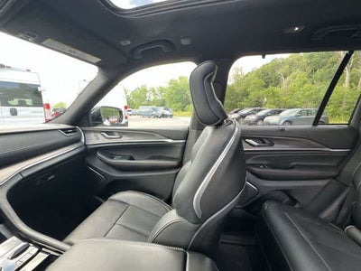 2025 Jeep Grand Cherokee Overland 4x4