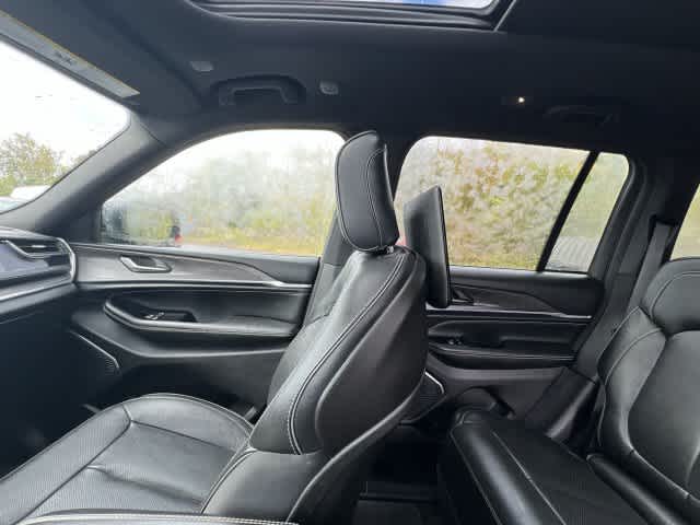 2023 Jeep Grand Cherokee Overland 4x4