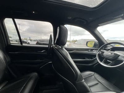 2023 Jeep Grand Cherokee Overland 4x4