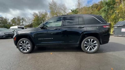 2023 Jeep Grand Cherokee Overland 4x4