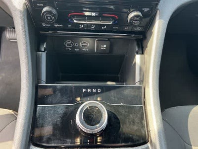 2025 Jeep Grand Cherokee L Laredo 4x4