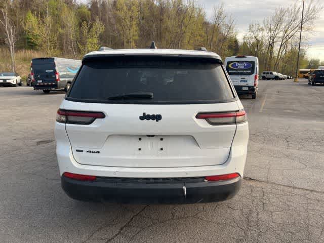 2022 Jeep Grand Cherokee L Altitude 4x4