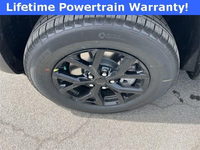 2025 Jeep Grand Cherokee L Altitude 4x4