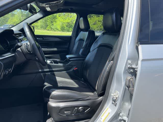 2023 Jeep Grand Cherokee L Altitude 4x4