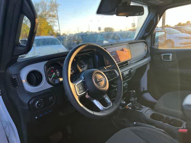 2024 Jeep Wrangler 4xe Sahara 4xe