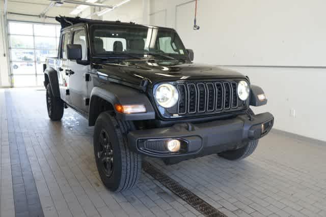 2024 Jeep Gladiator Sport