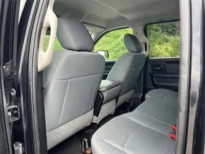 2017 RAM 1500 Express Quad Cab 4x4 6'4' Box