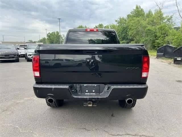 2017 RAM 1500 Express Quad Cab 4x4 6'4' Box