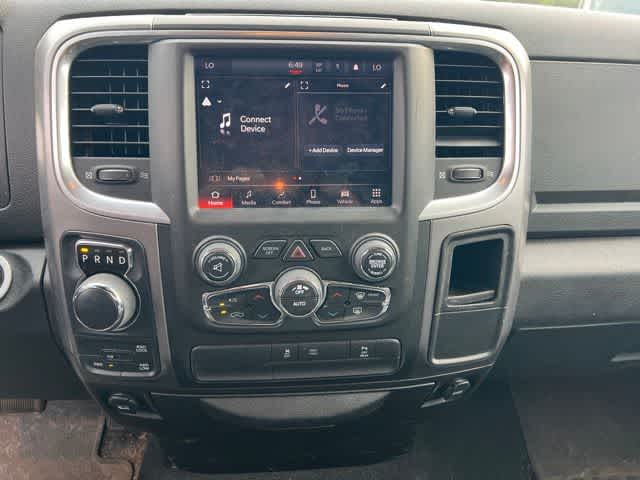 2022 RAM 1500 Classic Warlock Quad Cab 4x4 6'4' Box