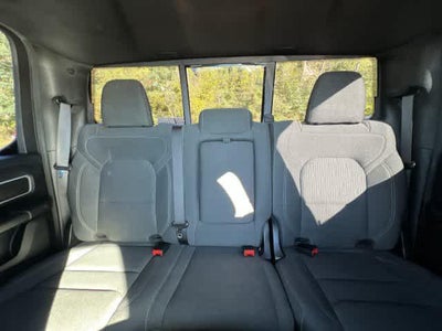 2020 RAM 1500 Big Horn Quad Cab 4x4 6'4' Box