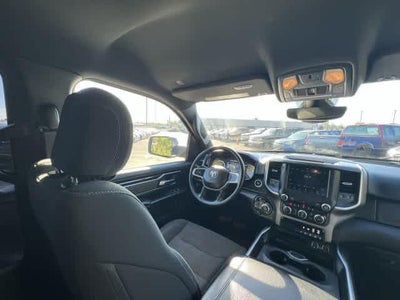 2020 RAM 1500 Big Horn Quad Cab 4x4 6'4' Box