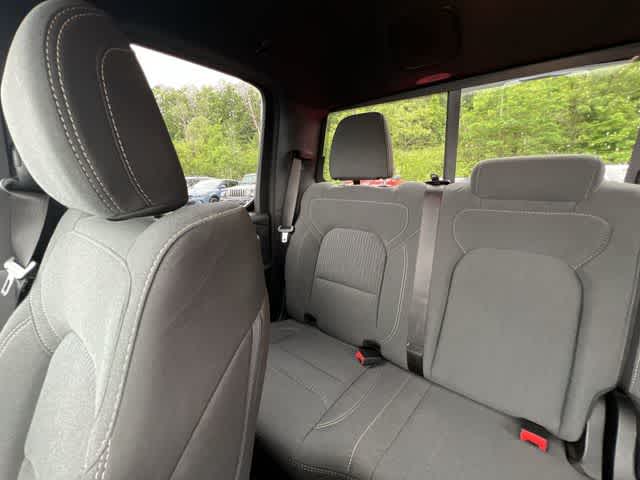 2023 RAM 1500 Big Horn Quad Cab 4x4 6'4' Box