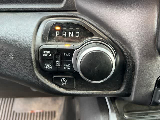2023 RAM 1500 Big Horn Crew Cab 4x4 5'7' Box