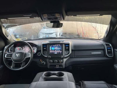 2022 RAM 1500 Big Horn Crew Cab 4x4 5'7' Box