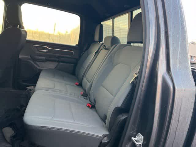 2022 RAM 1500 Big Horn Crew Cab 4x4 5'7' Box