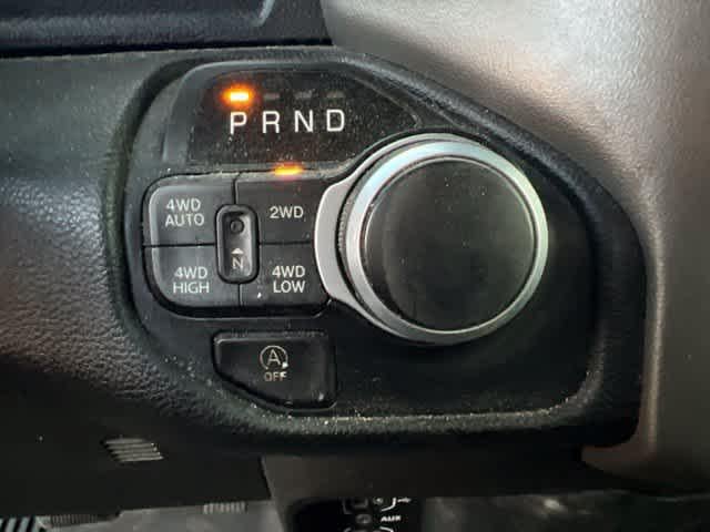 2022 RAM 1500 Big Horn Crew Cab 4x4 5'7' Box