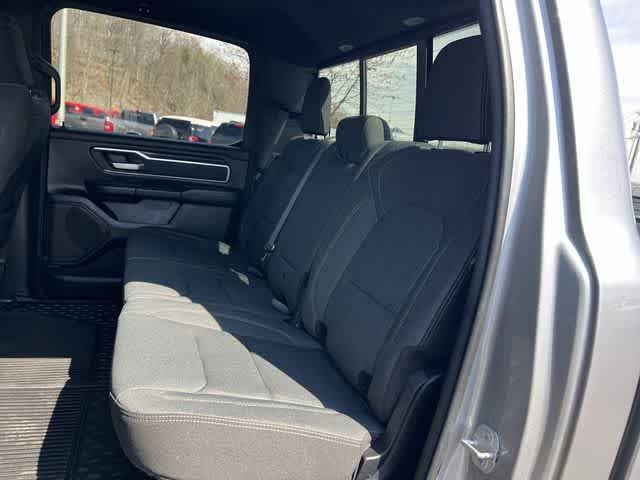 2022 RAM 1500 Big Horn Crew Cab 4x4 5'7' Box