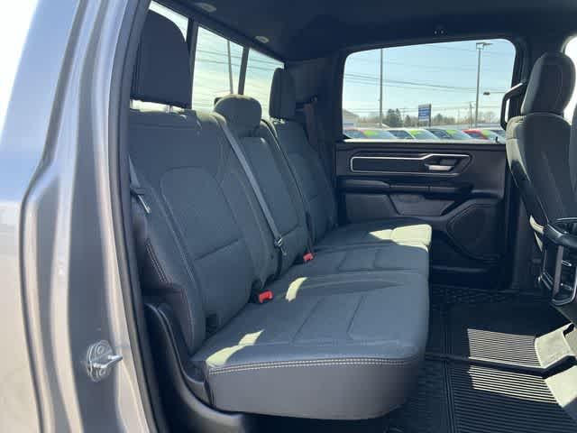 2022 RAM 1500 Big Horn Crew Cab 4x4 5'7' Box