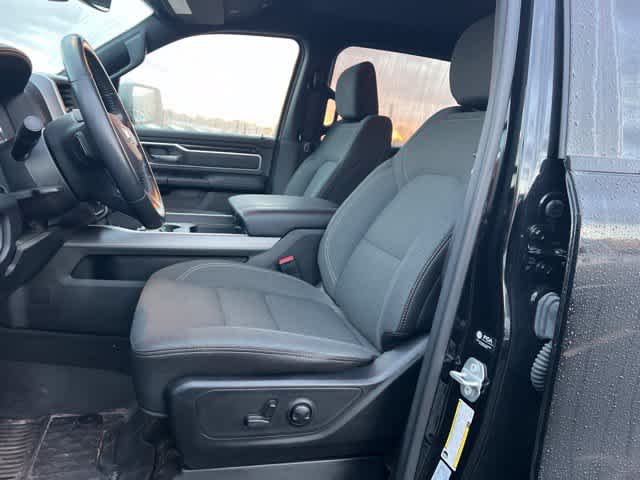 2023 RAM 1500 Big Horn Crew Cab 4x4 5'7' Box