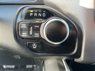 2023 RAM 1500 Big Horn Crew Cab 4x4 5'7' Box
