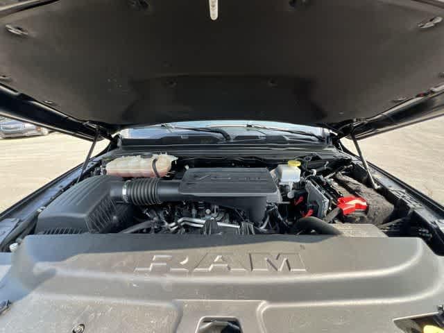 2022 RAM 1500 Big Horn Crew Cab 4x4 5'7' Box