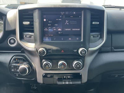 2022 RAM 1500 Big Horn Crew Cab 4x4 5'7' Box