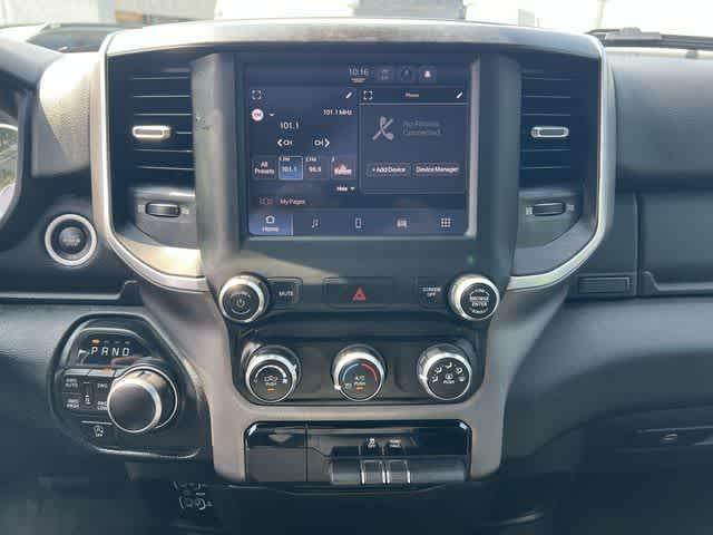 2022 RAM 1500 Big Horn Crew Cab 4x4 5'7' Box