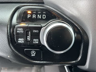 2022 RAM 1500 Big Horn Crew Cab 4x4 5'7' Box