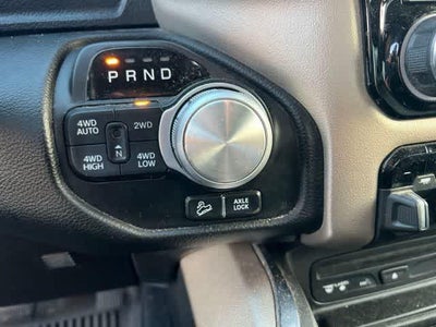 2019 RAM 1500 Laramie Quad Cab 4x4 6'4' Box