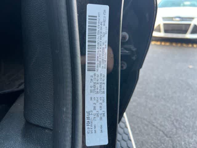 2019 RAM 1500 Laramie Quad Cab 4x4 6'4' Box