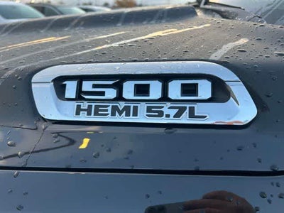 2019 RAM 1500 Laramie Quad Cab 4x4 6'4' Box