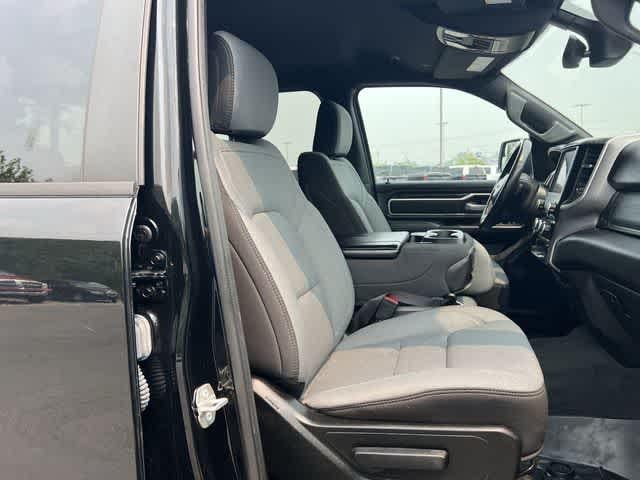 2023 RAM 1500 Big Horn Crew Cab 4x4 5'7' Box