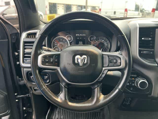 2023 RAM 1500 Big Horn Crew Cab 4x4 5'7' Box