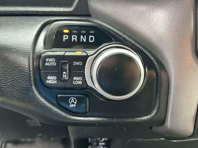 2023 RAM 1500 Big Horn Crew Cab 4x4 5'7' Box