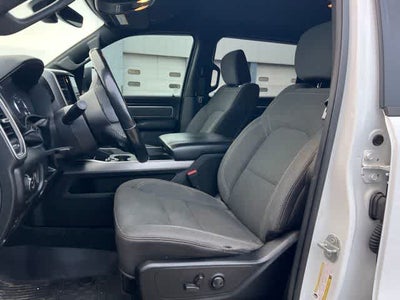 2022 RAM 1500 Big Horn Crew Cab 4x4 5'7' Box