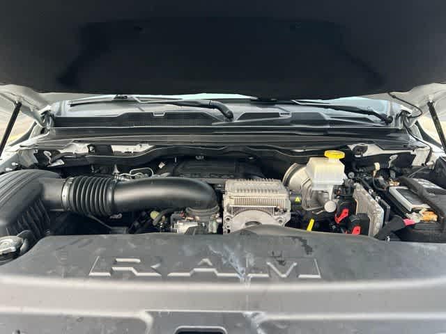 2022 RAM 1500 Big Horn Crew Cab 4x4 5'7' Box