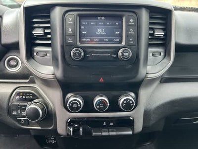 2019 RAM 1500 Tradesman Crew Cab 4x4 5'7' Box