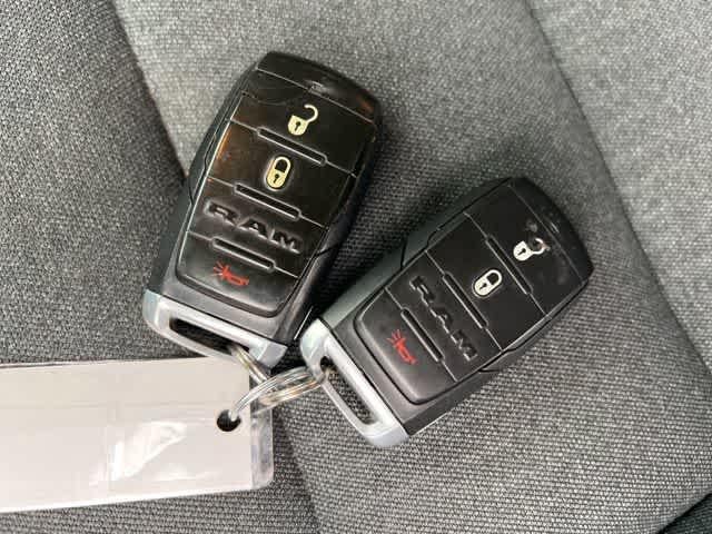 2019 RAM 1500 Tradesman Crew Cab 4x4 5'7' Box