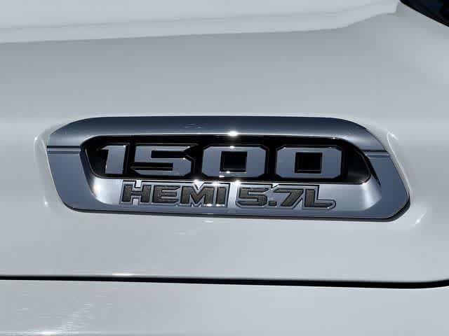 2021 RAM 1500 Laramie Crew Cab 4x4 5'7' Box