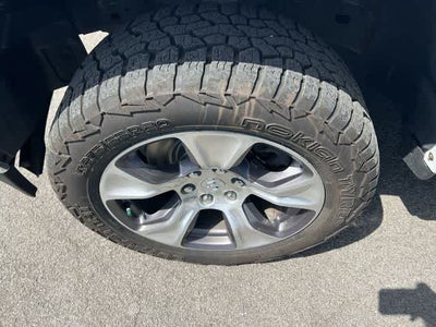 2021 RAM 1500 Laramie Crew Cab 4x4 5'7' Box